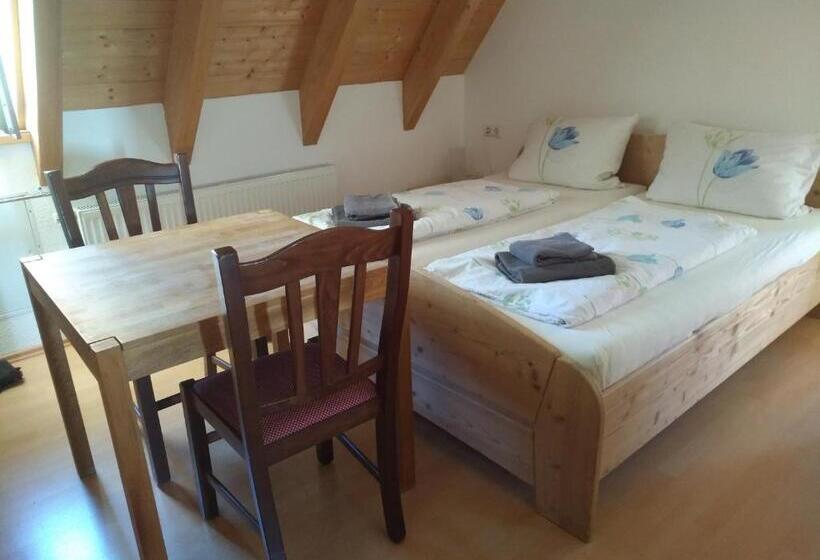 Четырехместный Номер Стандарт, Gasthaus Dollinger