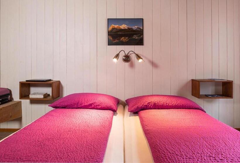 Quarto Estandar Banheiro Compartilhado, Alpenblick