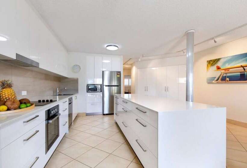 2 Bedrooms Apartment River View, Regatta Noosa
