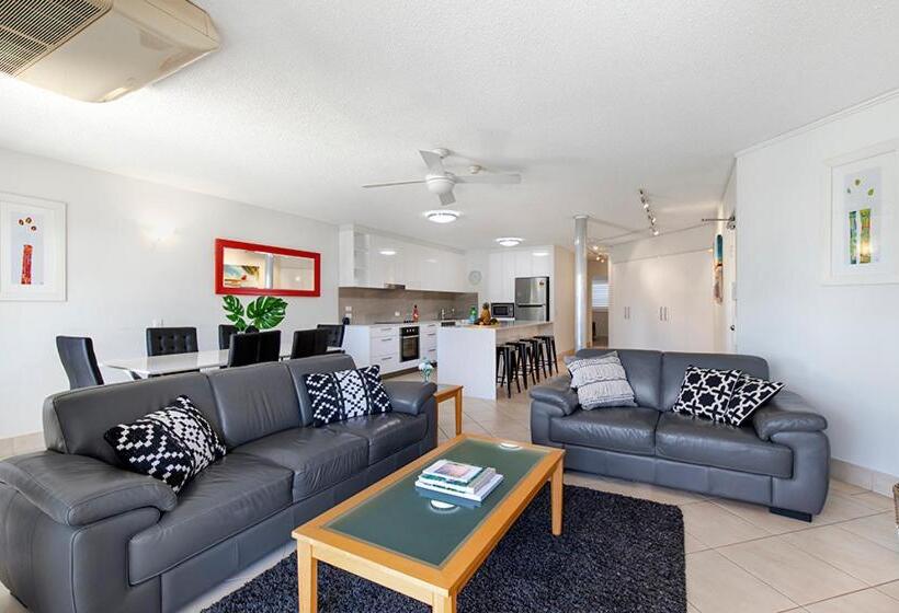 2 Bedrooms Apartment River View, Regatta Noosa