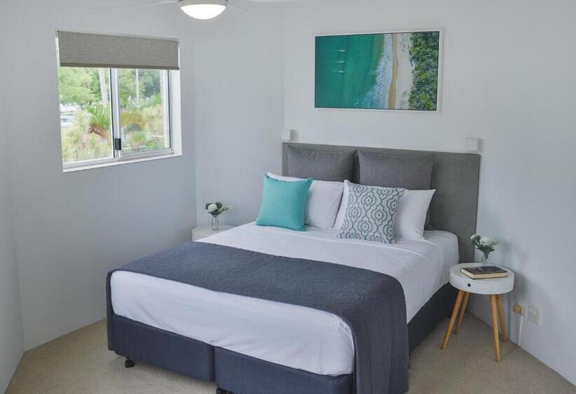 2 Bedrooms Apartment River View, Regatta Noosa