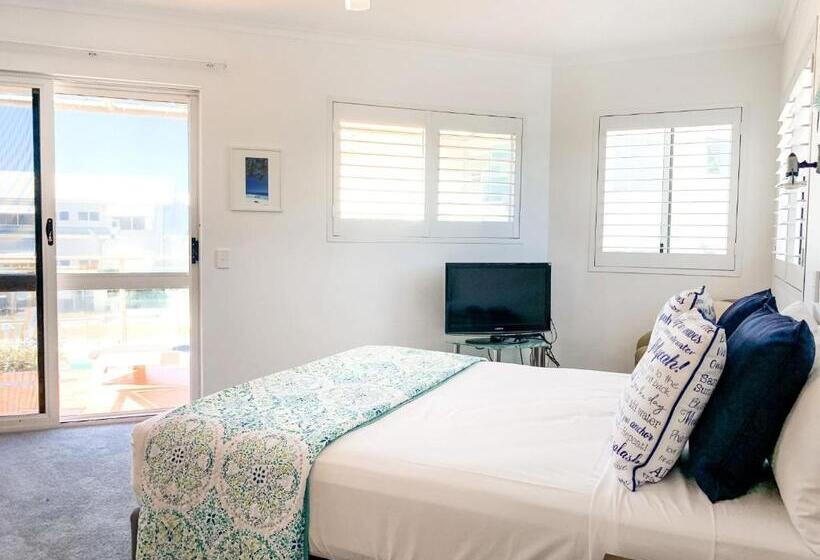 家庭公寓, Regatta Noosa