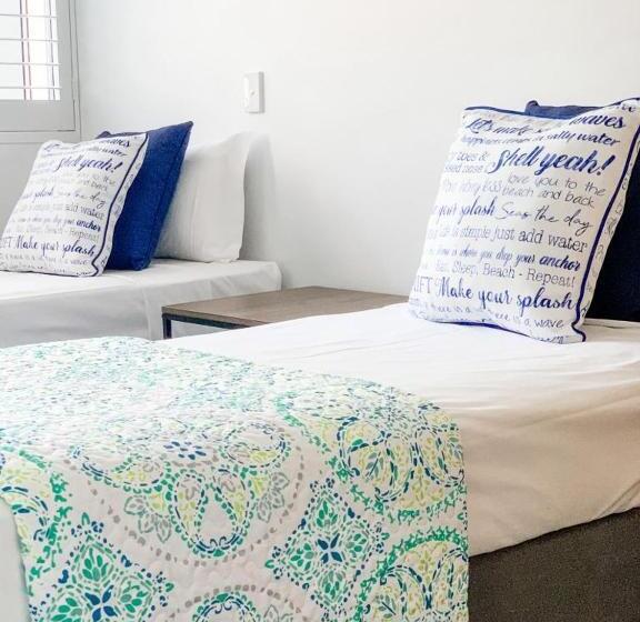 家庭公寓, Regatta Noosa