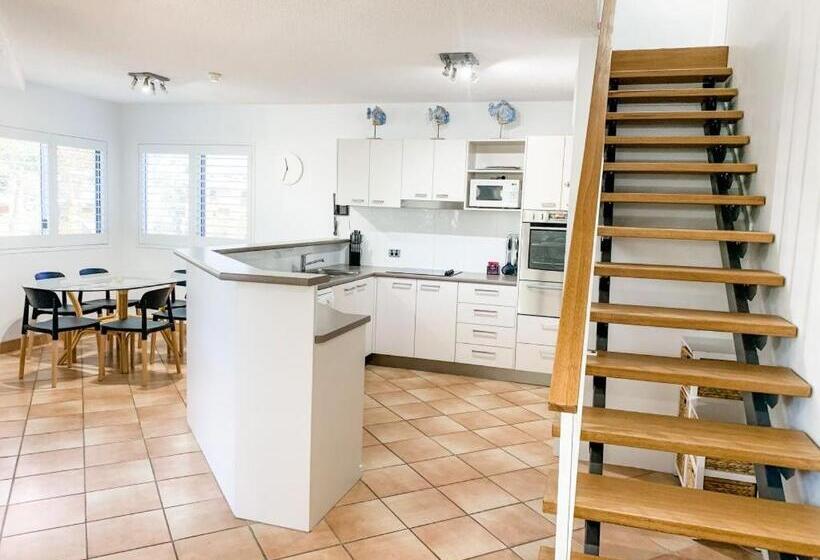 带2个卧室的公寓, Regatta Noosa