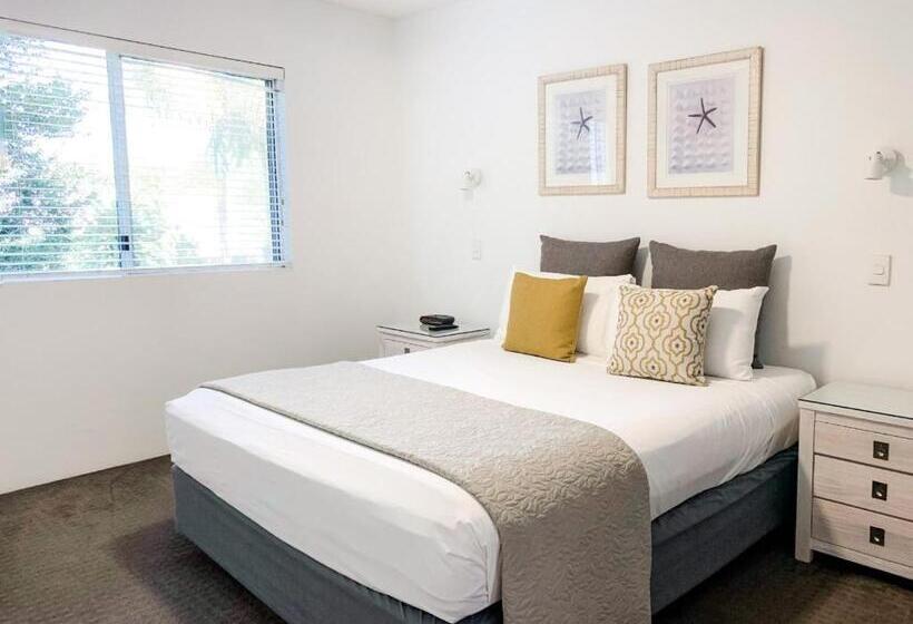 1 Bedroom Apartment River View, Regatta Noosa