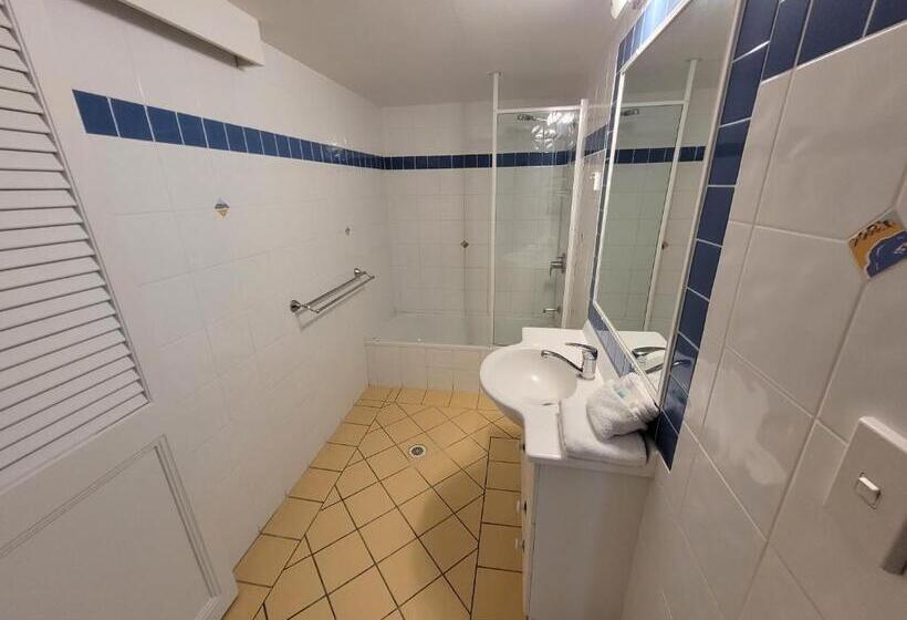 شقة غرفتين مطلة على البحر, Surfers Chalet