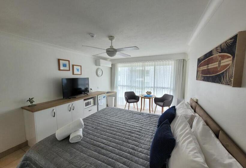 غرفة قياسية إطلالة جانبية علي البحر, Surfers Chalet