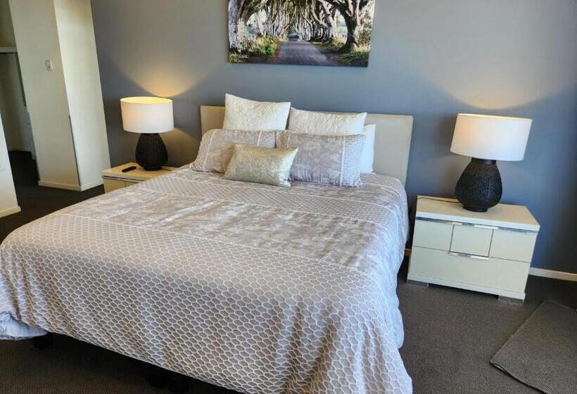 Superior suite with view, The Dunes Cotton Tree