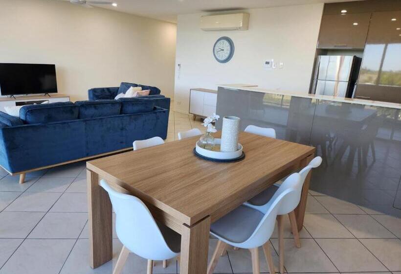 2 Bedroom Apartment with Views, The Dunes Cotton Tree
