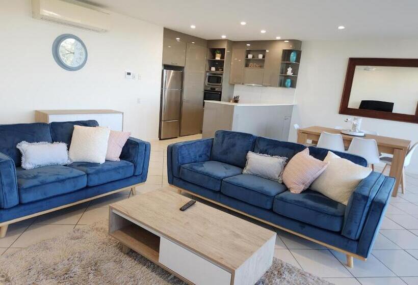 2 Bedroom Apartment with Views, The Dunes Cotton Tree