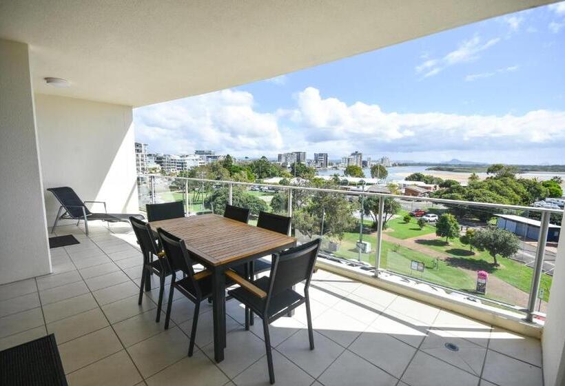 2 Bedroom Apartment with Views, The Dunes Cotton Tree