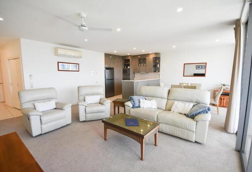 2 Bedroom Apartment with Views, The Dunes Cotton Tree
