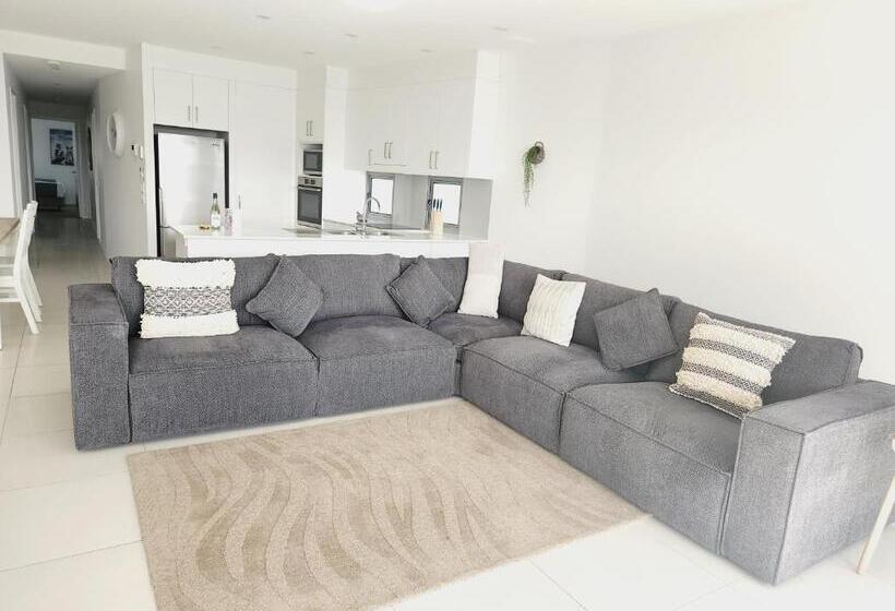 آپارتمان 2 خوابه, The Dunes Cotton Tree