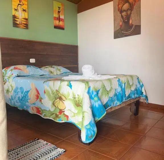 اتاق استاندارد با سرویس بهداشتی مشترک, Cabinas Vista Al Golffo
