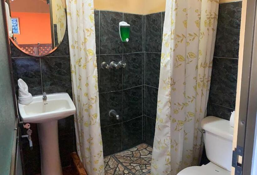 スタンダードルーム, Cabinas Vista Al Golffo