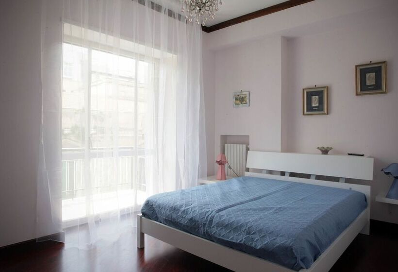 اتاق استاندارد, Clorinda S Rooms