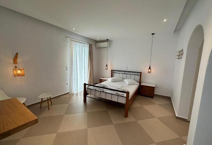 חדר סטנדרט עם מרפסת, Anna Studios