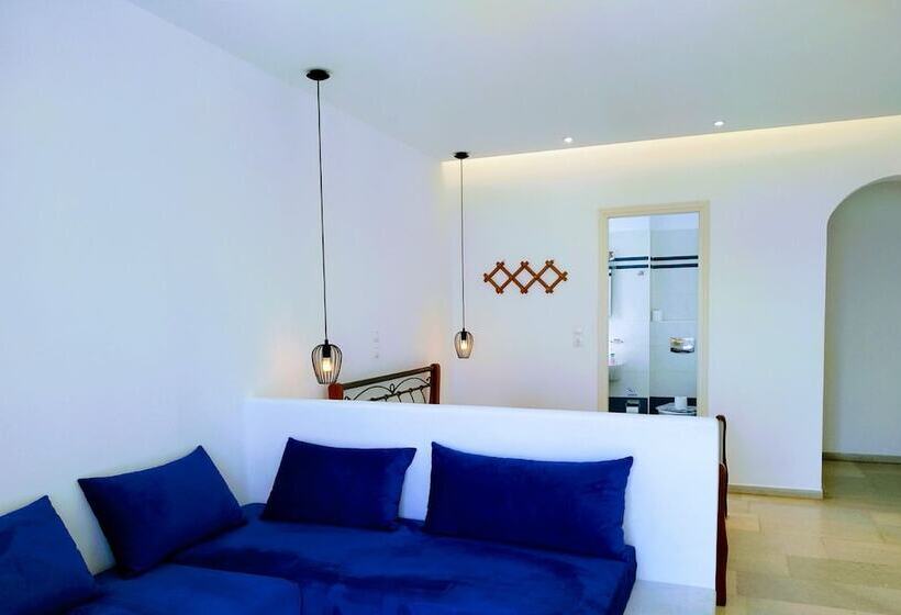 חדר סטודיו סטנדרד, Anna Studios