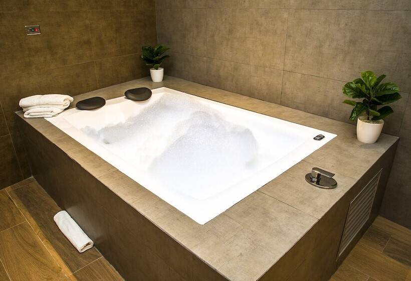 豪华套房, Pance 122 Wellness Spa