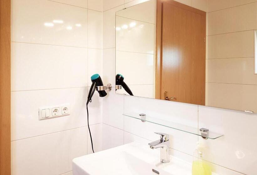 스탠다드 룸 산 전망, Aparthotel Pan Haus