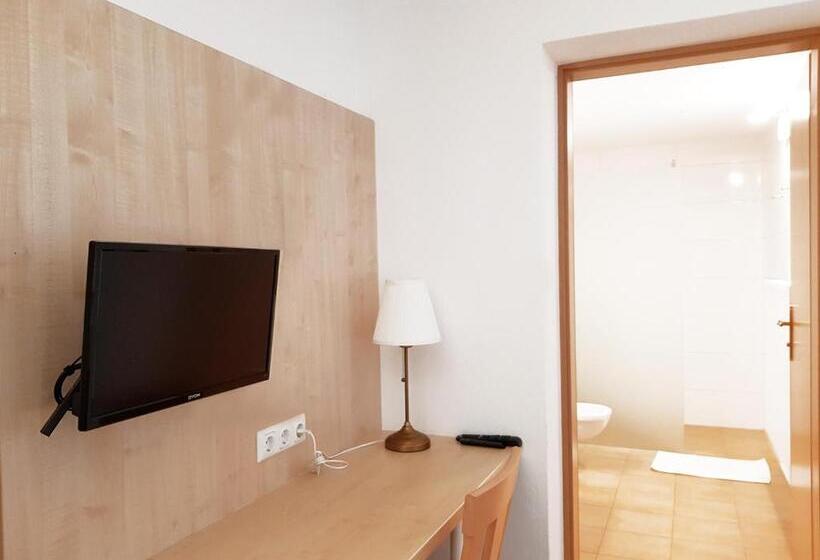 マウンテンビュースタンダードルーム, Aparthotel Pan Haus