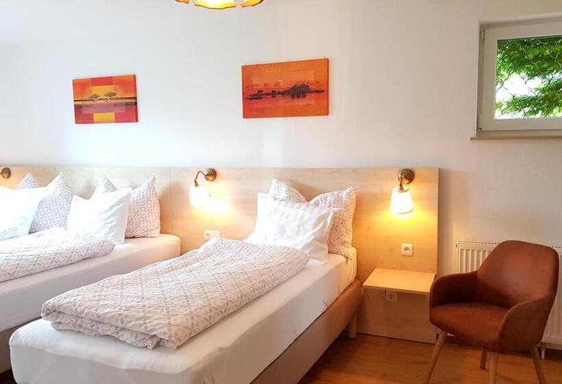 スタンダードトリプルルーム, Aparthotel Pan Haus