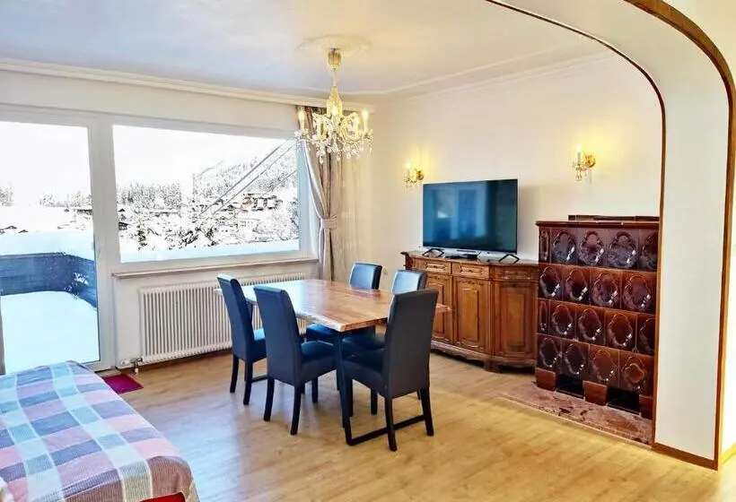 Sviitti Vuoristonäkymä, Aparthotel Pan Haus