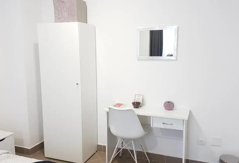 スタンダードルーム, Marko Airport Rooms
