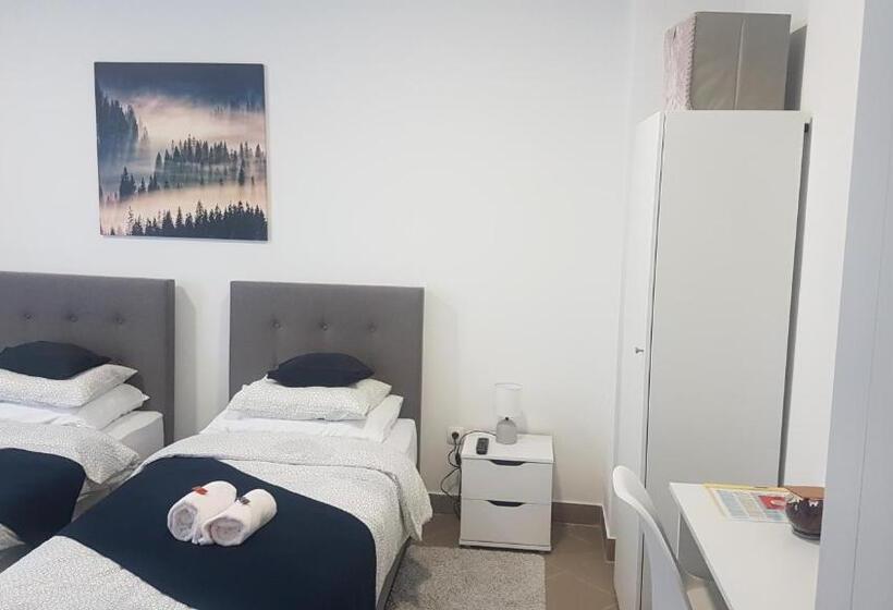 غرفة قياسية, Marko Airport Rooms