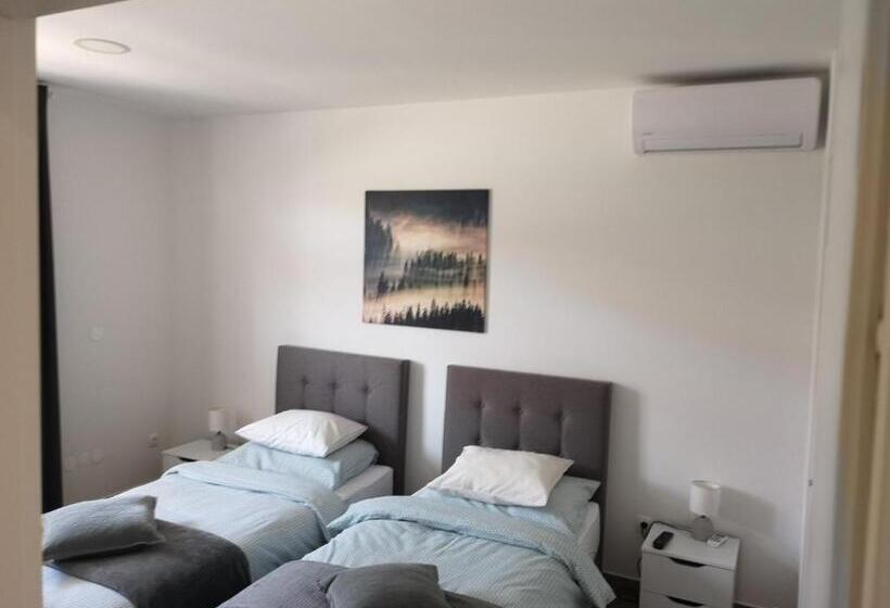 غرفة قياسية, Marko Airport Rooms