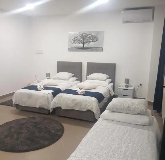 デラックスルーム, Marko Airport Rooms