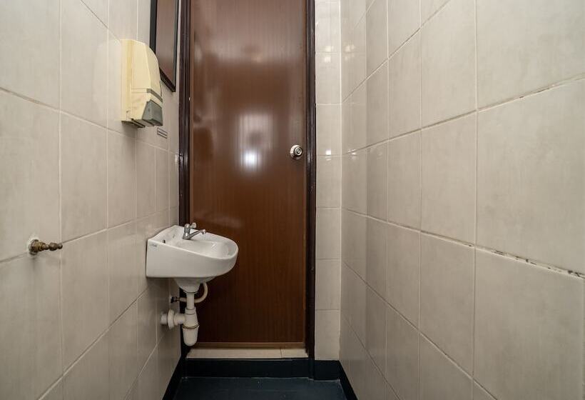 סוויטה משפחתית, Rest & Go Hotel Klang By Oyo Rooms