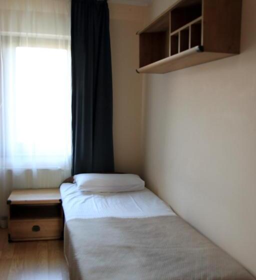 اتاق استاندارد یک نفره, Teodorka Med & Spa