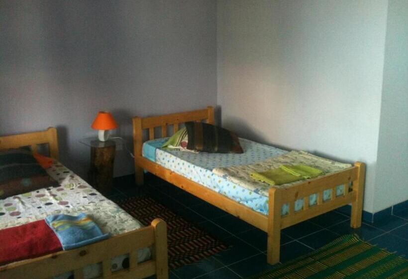 اتاق استاندارد سه نفره, Djabraba S Eco Lodge
