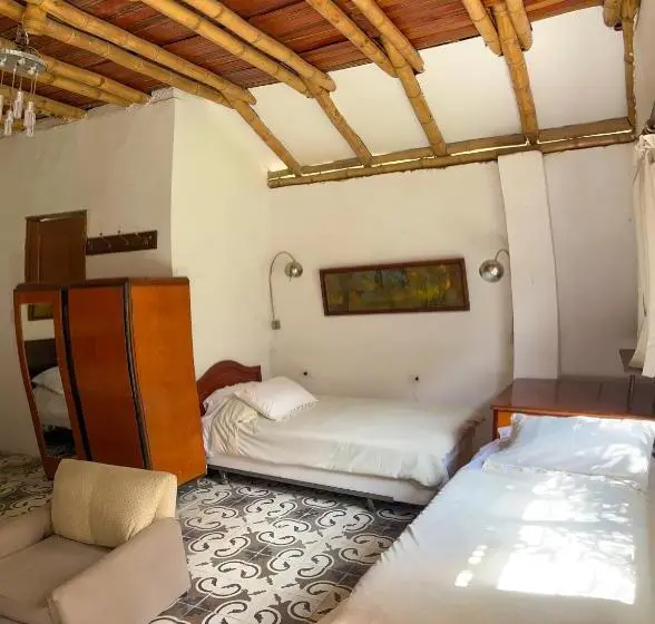 デラックスファミリールーム, Casa Carmelita Hotel Boutique Pitalito