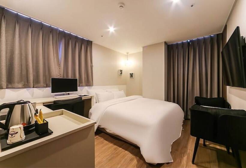 اتاق لوکس, Maximum