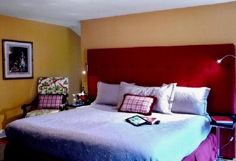 חדר סטנדרט עם מיטת קינג, Old Ivy Walk