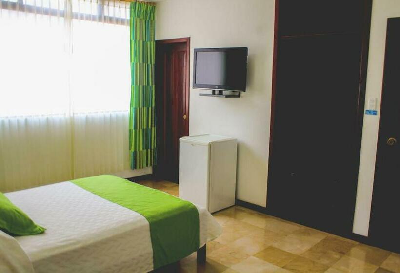 סוויטת ג'וניור, Arazá   Lago Agrio