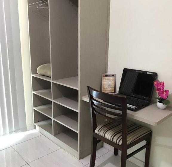 Executive Suite, Do Reinildo I