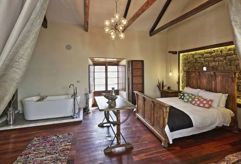 سوئیت پرزیدنت, On Hotel Boutique