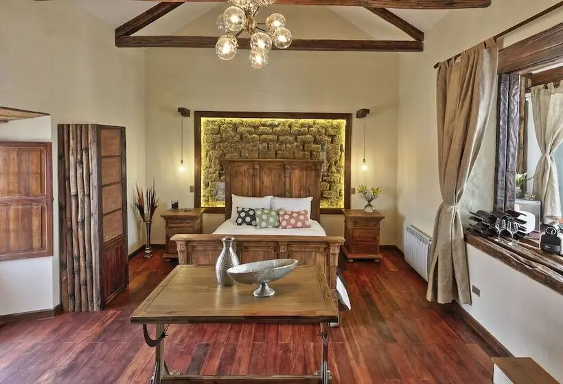 سوئیت پرزیدنت, On Hotel Boutique
