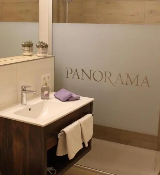 سوئیت جونیور با چشم‌انداز کوهستان, Apartment Panorama