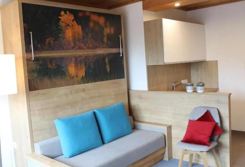 سوئیت جونیور با چشم‌انداز کوهستان, Apartment Panorama