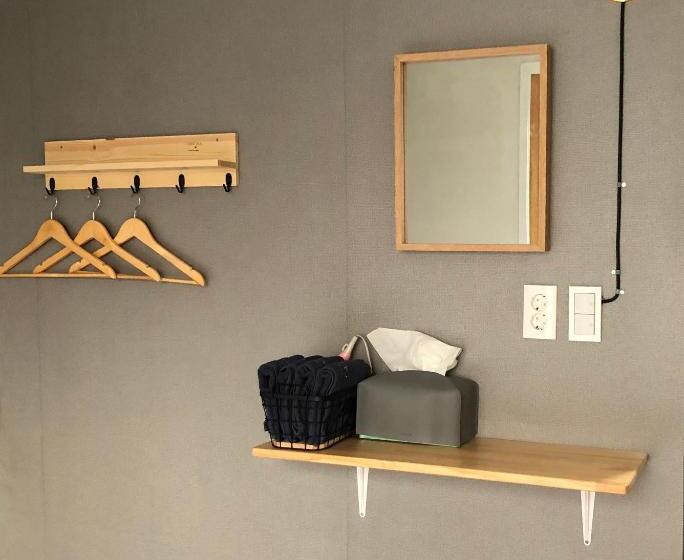 Economy Triple Room, Dante House