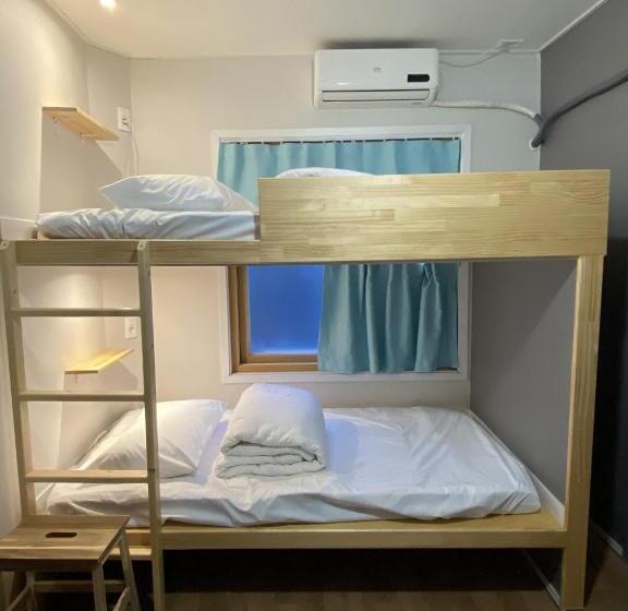 سوئیت 2 خوابه, Dante House