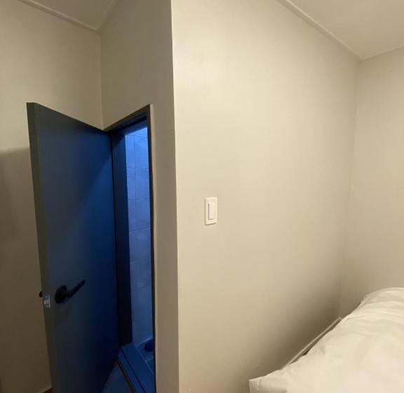 سوئیت 2 خوابه, Dante House