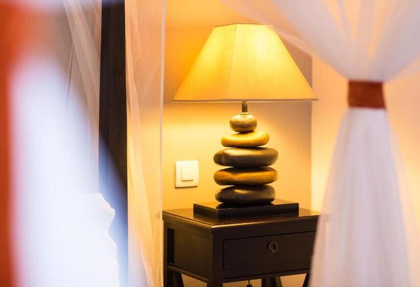 اتاق سوپریور, La Résidence