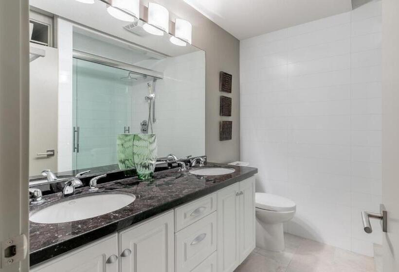 침실 3개 아파트, Kelowna Discovery