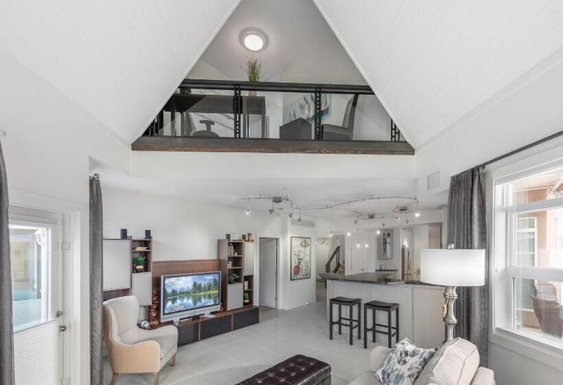 침실 3개 아파트, Kelowna Discovery