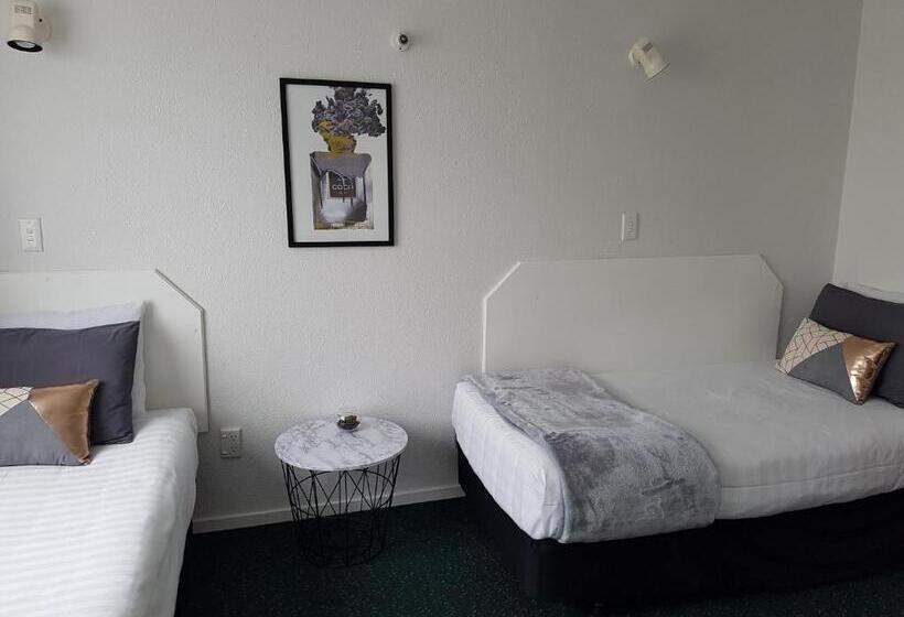 침실 2개 아파트, 554 Moana Court Motel